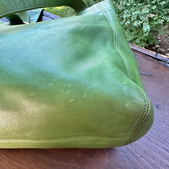 Vintage Coach Soho Buckle Bag Style No. 4157 in Leaf Green - Picture 4 of 11